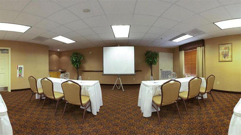 Holiday Inn Express Las Vegas-Nellis By Ihg Ngoại thất bức ảnh