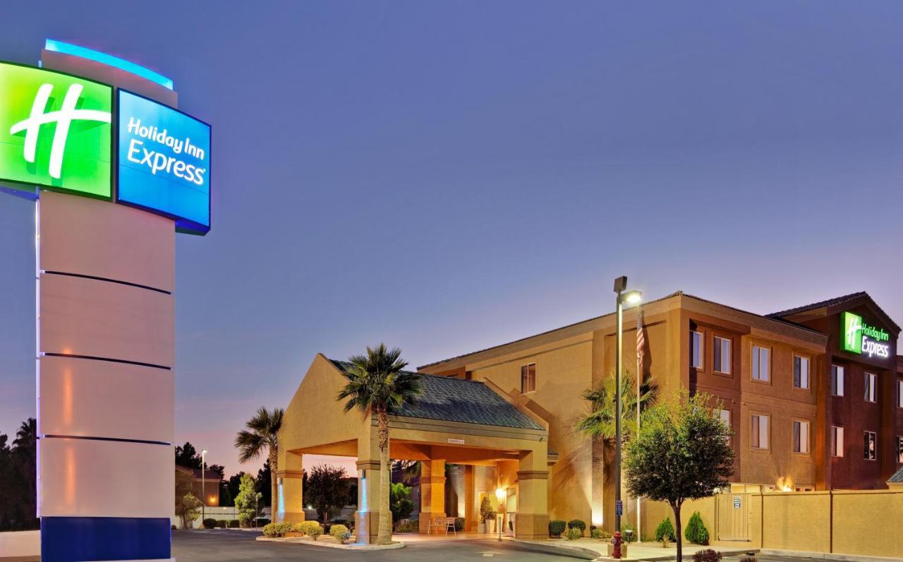 Holiday Inn Express Las Vegas-Nellis By Ihg Ngoại thất bức ảnh