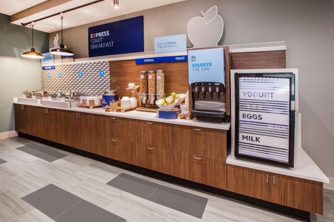 Holiday Inn Express Las Vegas-Nellis By Ihg Ngoại thất bức ảnh