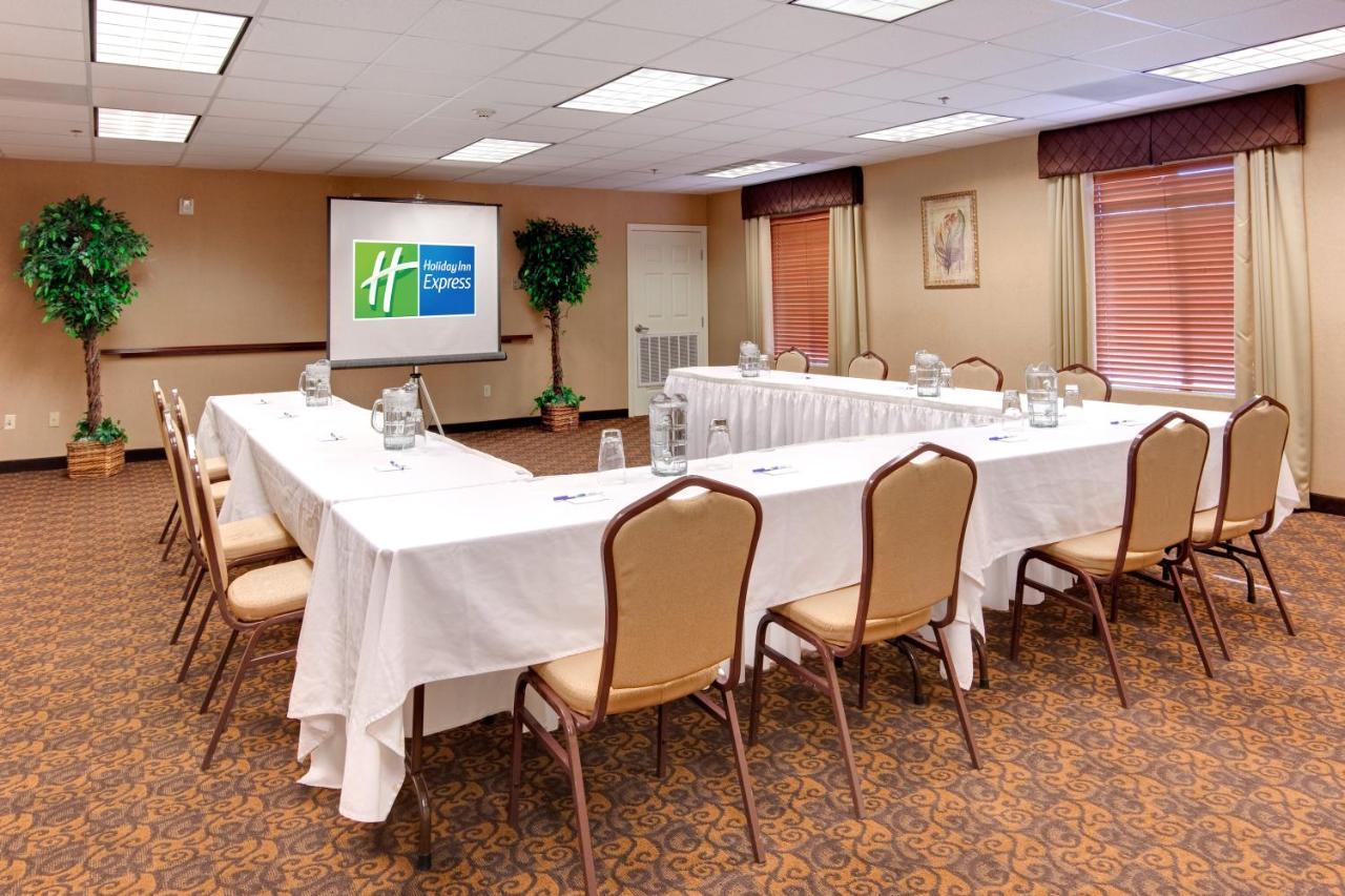 Holiday Inn Express Las Vegas-Nellis By Ihg Ngoại thất bức ảnh