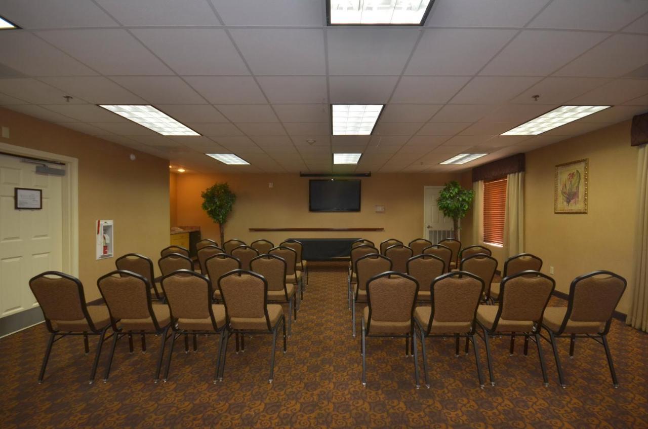 Holiday Inn Express Las Vegas-Nellis By Ihg Ngoại thất bức ảnh